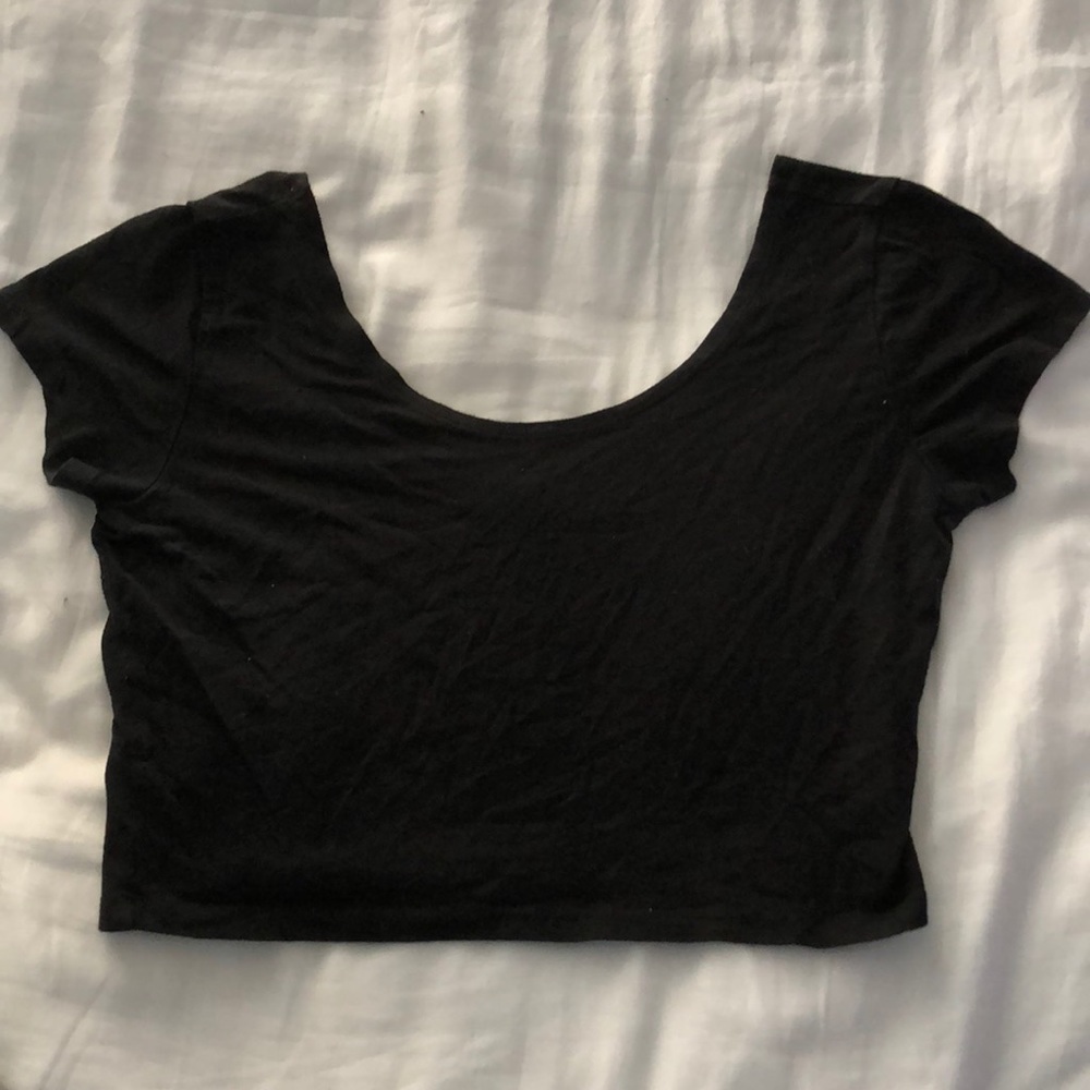 Basic black crop top